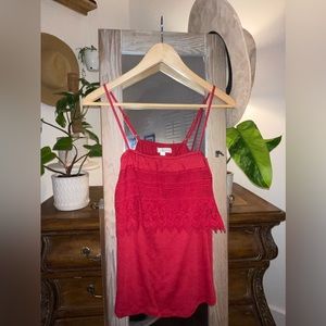 *BEAUTIFUL* Nine Britton XS Cranberry lace texture top